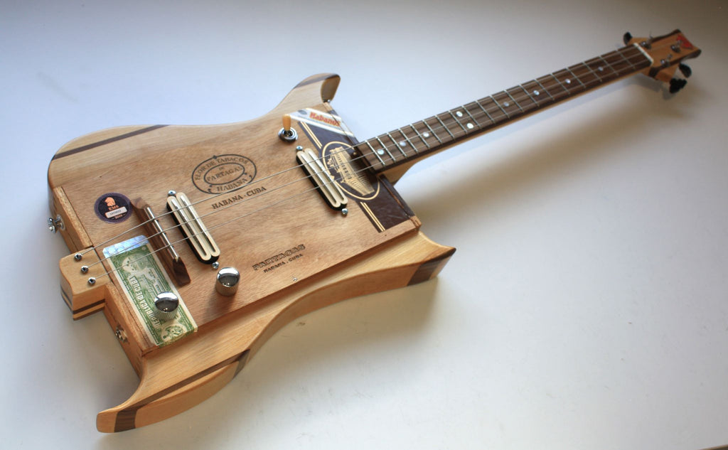 Partagas "Winged" - Twin Railhumbucker - 3 String Cigar Box Guitar