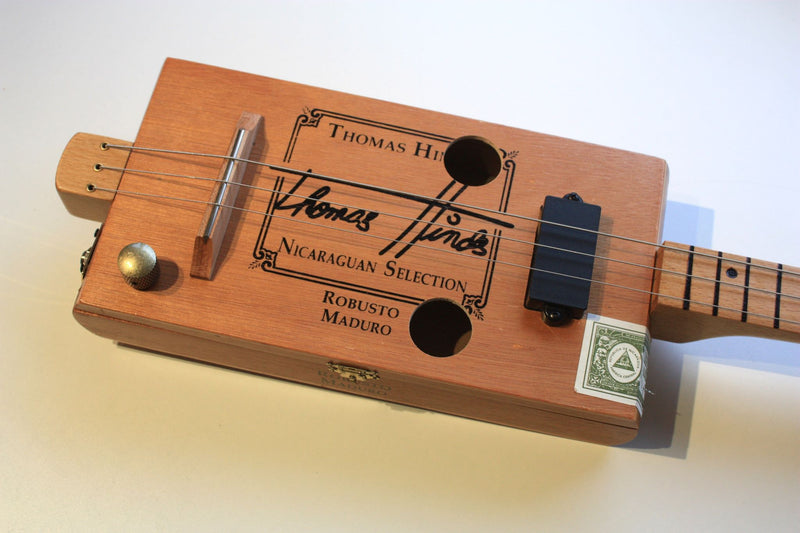 Thomas Hinds - Fretless - 3 string cigar box guitar