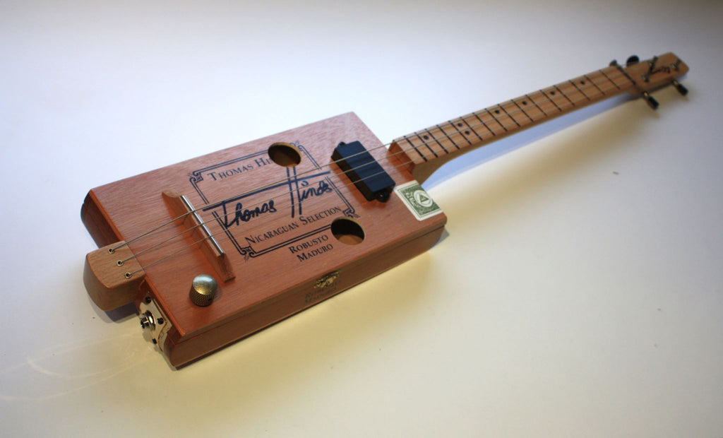 Thomas Hinds - Fretless - 3 string cigar box guitar